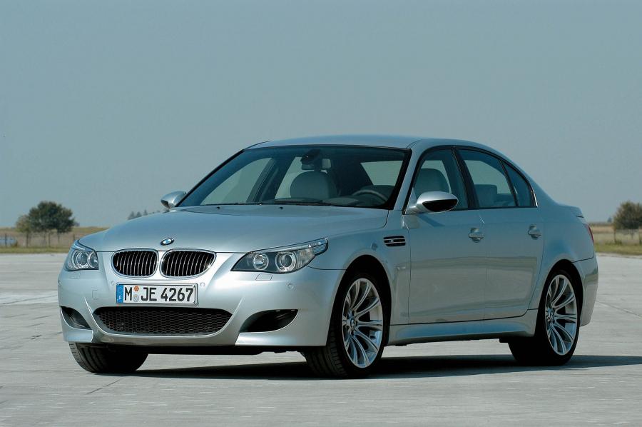 BMW M5 (E60) 2004 года  (WW) (фото 24 из 98)
